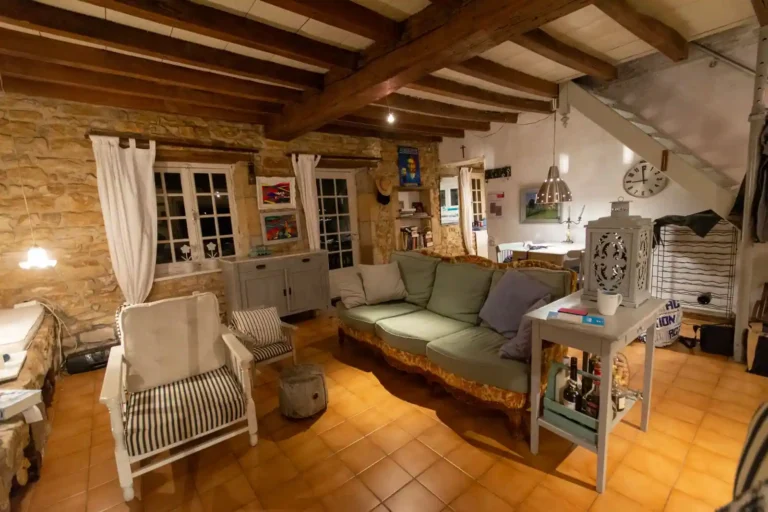 Rénover une maison ancienne : par où commencer et dans quel ordre